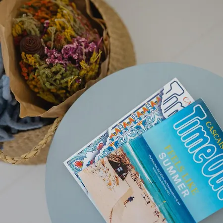 Cozy Close To Center Віавіа