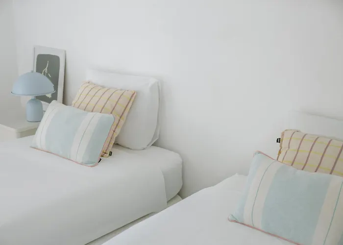 Cozy Close To Center Cascais