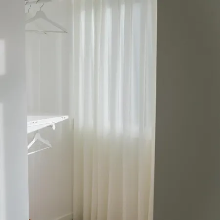 Cozy Close To Center