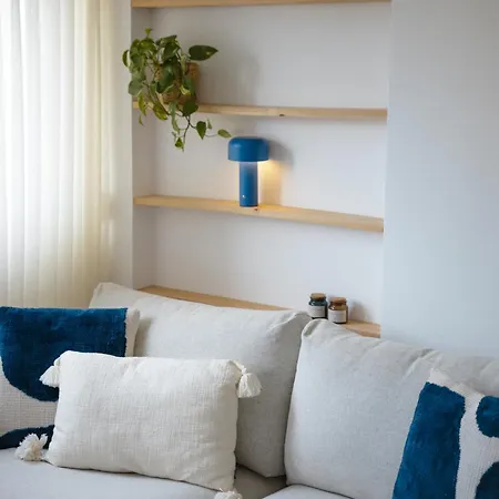 아파트 Cozy Close To Center