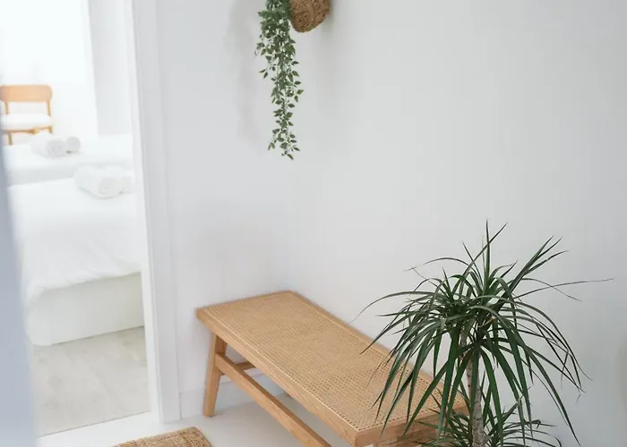Cozy Close To Center * Cascais